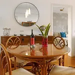 Luzias Apartment *