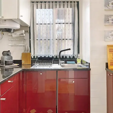 Luzias Apartment *